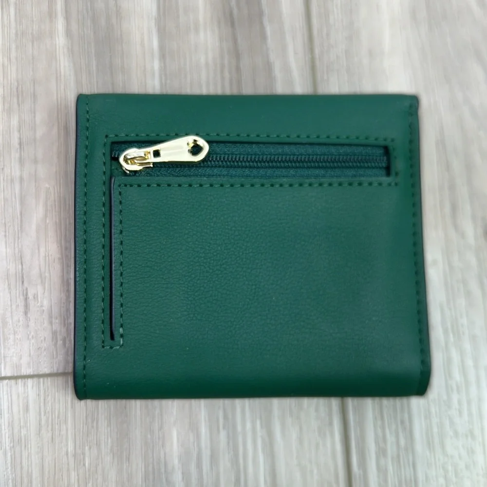 Travelambo green women’s bifold wallet